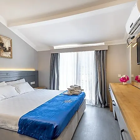 Leslion Otel 3*